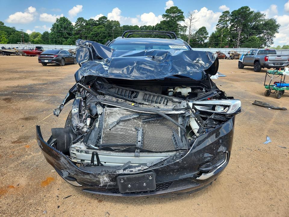 2018 Buick . VIN 5GAEVCKW6JJ229645 COPART salvage auction — FRONT END, Tx - Salvage Vehicle Title, sold $1,450 on 2026-08-31 (photo 5)