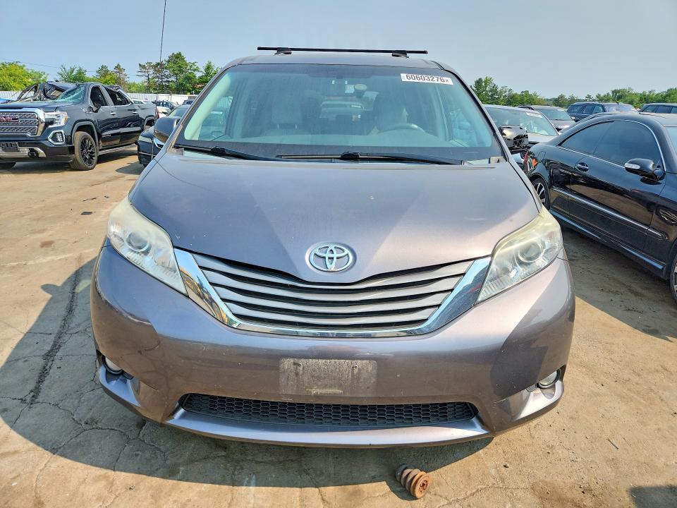 2013 Toyota Sienna VIN 5TDDK3DCXDS051221 COPART salvage auction — MINOR DENT/SCRATCHES, Ct - Certificate Of Title, sold $1,250 on 2026-07-17 (photo 5)