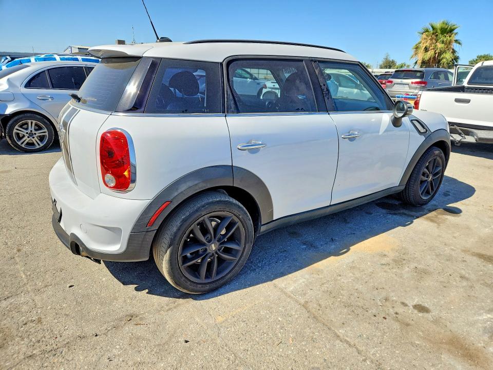 2013 Mini Cooper VIN WMWZC3C52DWP21430 COPART salvage auction — MECHANICAL, Ca - Dis/Dlr/Exp Only Clean Title, sold $875 on 2026-08-11 (photo 3)