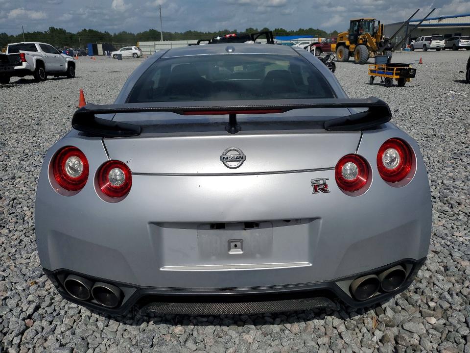 2016 Nissan Gt-r VIN JN1AR5EF8GM290160 COPART salvage auction — FRONT END, FL - CERT OF TITLE SLVG REBUILDABLE, sold $44,500 on 2026-07-27 (photo 6)