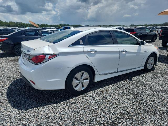 2015 Hyundai Sonata VIN KMHEC4A4XFA137385 COPART salvage auction — NORMAL WEAR, FL - CERTIFICATE OF DESTRUCTION, sold $700 on 2026-07-17 (photo 3)