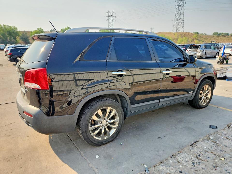 2011 Kia Sorento VIN 5XYKUDA20BG085083 COPART salvage auction — REAR END, Co - Certificate Of Title, sold $1,200 on 2026-08-03 (photo 3)