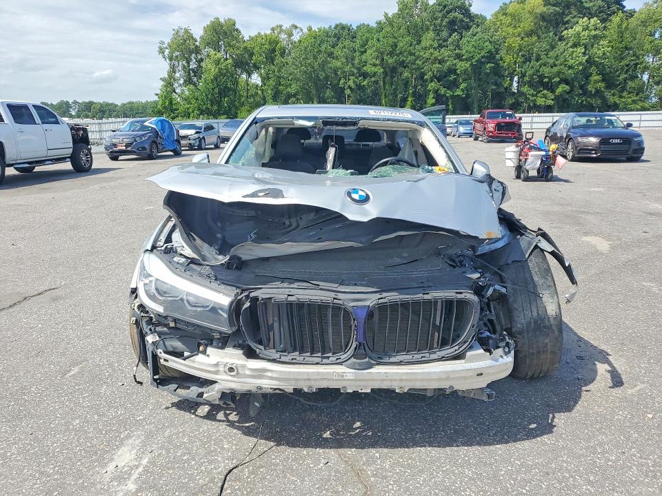 2019 BMW 7er VIN WBA7E4C50KGV28515 COPART salvage auction — FRONT END, Wv - Certificate Of Title, sold $4,500 on 2026-08-05 (photo 5)