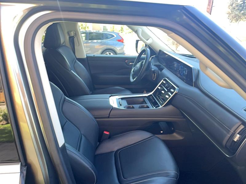 2026 Nissan Armada VIN JN8AY3AD4T9320166 COPART salvage auction — SIDE, CA - CERT OF TITLE OR SALVAGE ACQ (P), sold $525 on 2026-07-21 (photo 5)