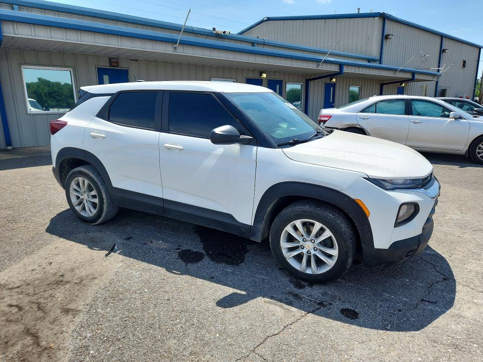 2021 Chevrolet Trailblazer VIN KL79MMS27MB045090 COPART salvage auction — MINOR DENT/SCRATCHES, Tn - Certificate Of Title (P), sold $3,300 on 2026-07-16 (photo 4)