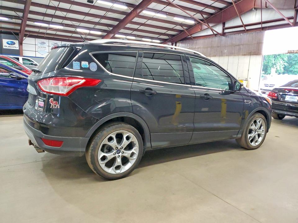 2014 Ford Escape VIN 1FMCU9JX3EUD35203 COPART salvage auction — MINOR DENT/SCRATCHES, Vt - Certificate Of Title (P), sold $1,600 on 2026-07-31 (photo 3)