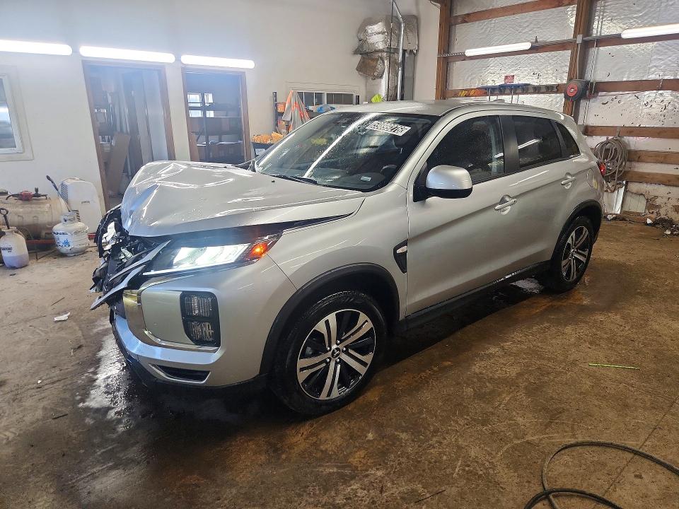 2026 Mitsubishi VIN JA4ARUAU9TU002713 COPART salvage auction — FRONT END, Ky - Certificate Of Title (P), sold $8,800 on 2026-07-08 (photo 1)