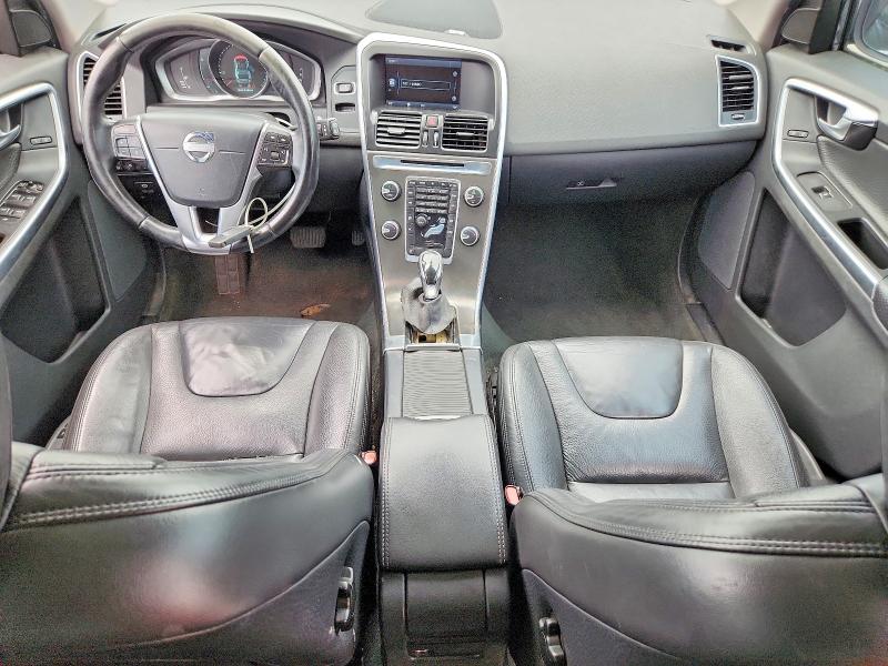 2014 Volvo Xc60 VIN YV4952DL1E2553466 COPART salvage auction — MINOR DENT/SCRATCHES, Nm - Certificate Of Title (P), sold $400 on 2026-07-27 (photo 8)