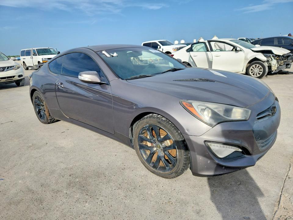 2013 Hyundai Genesis VIN KMHHU6KJ1DU094982 COPART salvage auction — NORMAL WEAR, Fl - Certificate Of Title (P), sold $3,300 on 2026-08-02 (photo 4)