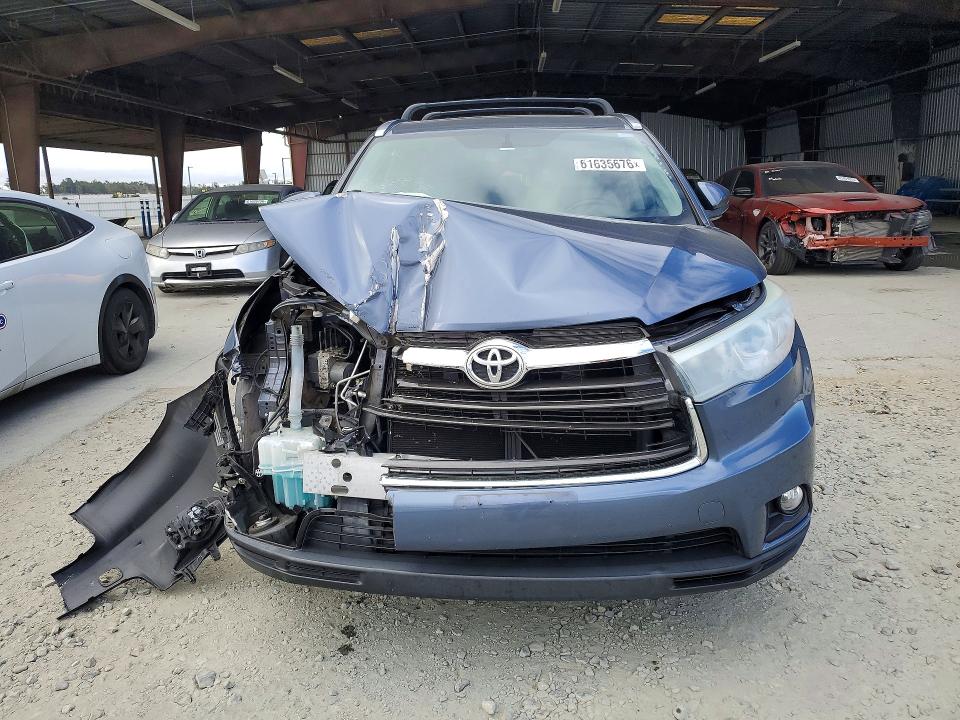 2015 Toyota Highlander VIN 5TDJKRFH9FS104122 COPART salvage auction — FRONT END, Salvage Title, sold $200 on 2026-07-30 (photo 5)