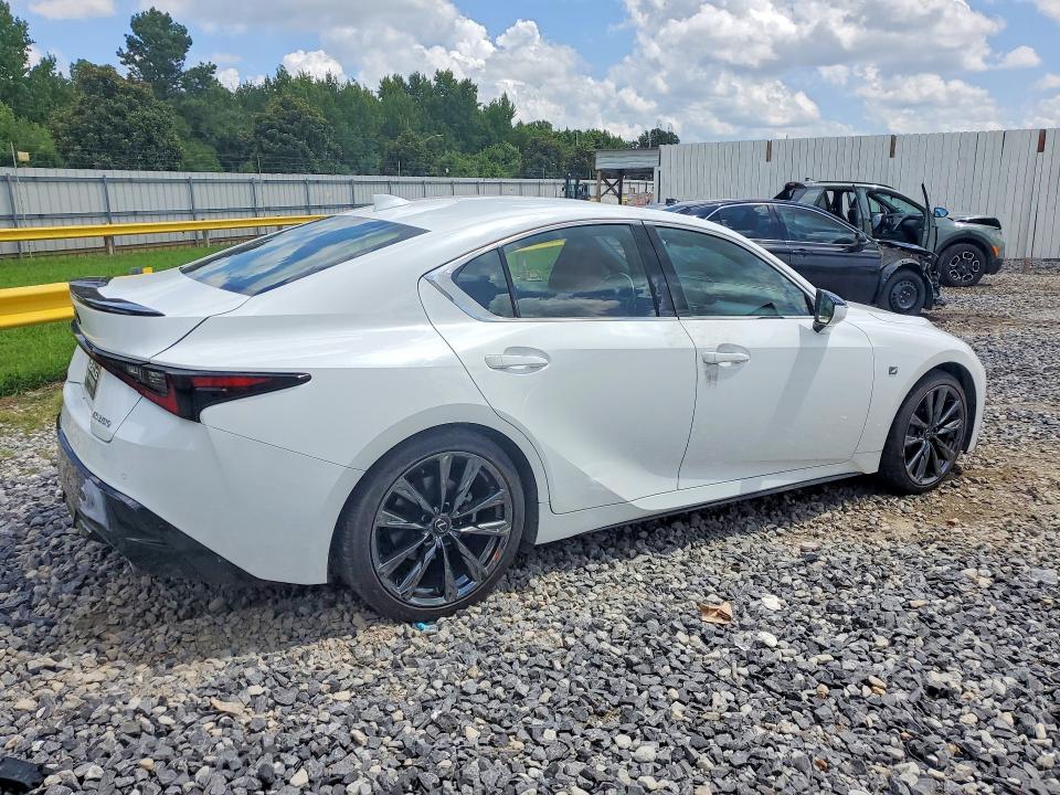 2023 Lexus VIN JTHGZ1B21P5068232 COPART salvage auction — VANDALISM, Tn - Salvage Certificate, sold $26,750 on 2026-08-25 (photo 3)