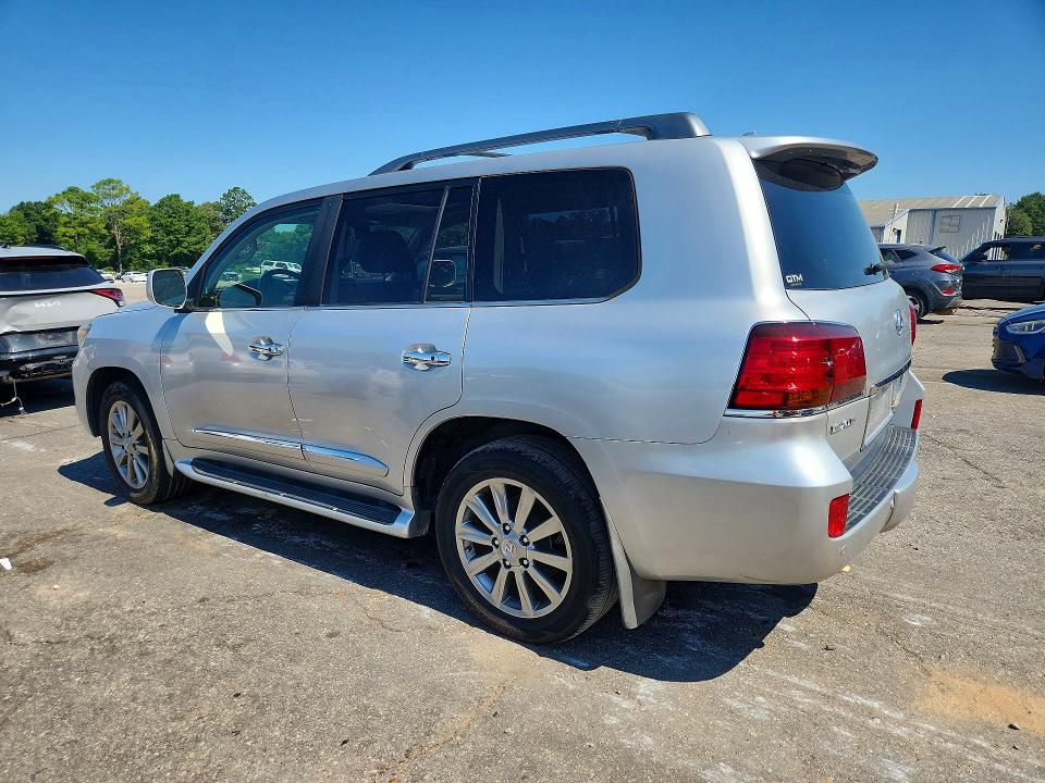2010 Lexus Lx 570 VIN JTJHY7AX6A4055107 COPART salvage auction — NORMAL WEAR, AL - CERTIFICATE OF TITLE, sold $2,850 on 2026-07-27 (photo 2)