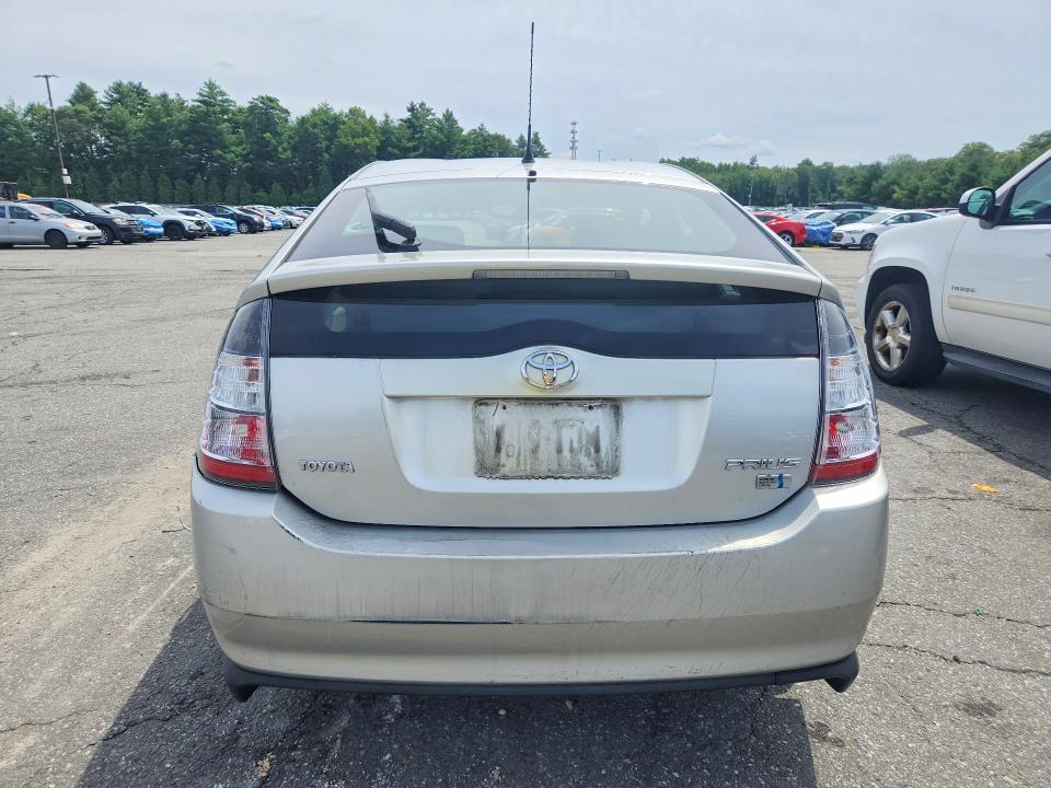 2004 Toyota Prius VIN JTDKB20U440074240 COPART salvage auction — FRONT END, CT - CERT OF TITLE-SALVAGE, sold $325 on 2026-07-21 (photo 6)