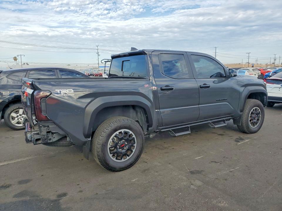 2024 Toyota Tacoma VIN 3TMLB5JN9RM082044 COPART salvage auction — REAR END, Ca - Salvage Certificate, sold $27,500 on 2026-08-24 (photo 3)