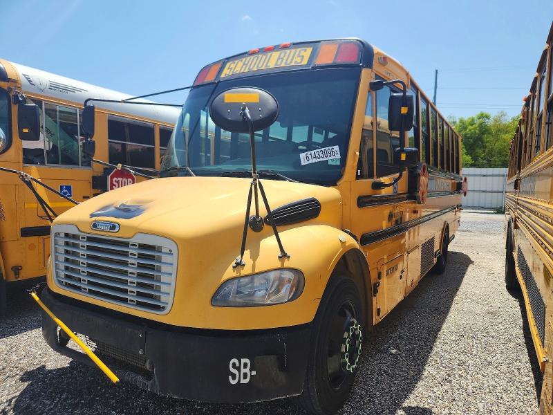 2011 Thomas Saf-t-liner c2 VIN 4UZABRDT2BCAX9677 COPART salvage auction — MINOR DENT/SCRATCHES, LA - CERTIFICATE OF TITLE, sold $1,450 on 2026-09-08 (photo 2)