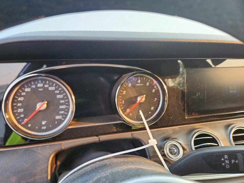 2019 Mercedes-benz E-klasse VIN WDDZF4KB9KA562784 COPART salvage auction — WATER/FLOOD, Ny - Mv-907A Salvage Certificate, sold $4,200 on 2026-07-28 (photo 9)