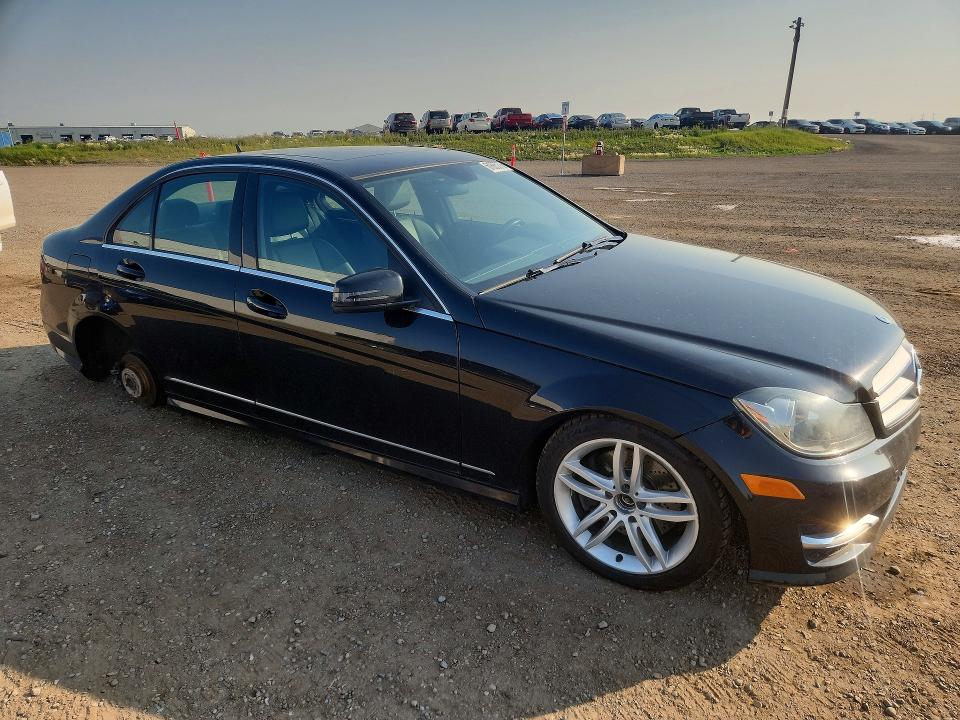 2013 Mercedes-benz C-klasse VIN WDDGF8AB7DA842240 COPART salvage auction — FRONT END, Ab - Bos - Salvage, sold $1,250 on 2026-08-04 (photo 4)