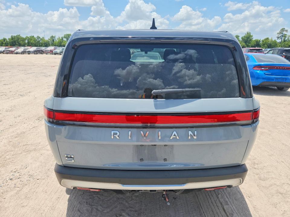 2025 Rivian R1s VIN 7PDSGBBA3SN053571 COPART salvage auction — FRONT END, Tx - Salvage Vehicle Title, sold $16,000 on 2026-08-28 (photo 6)