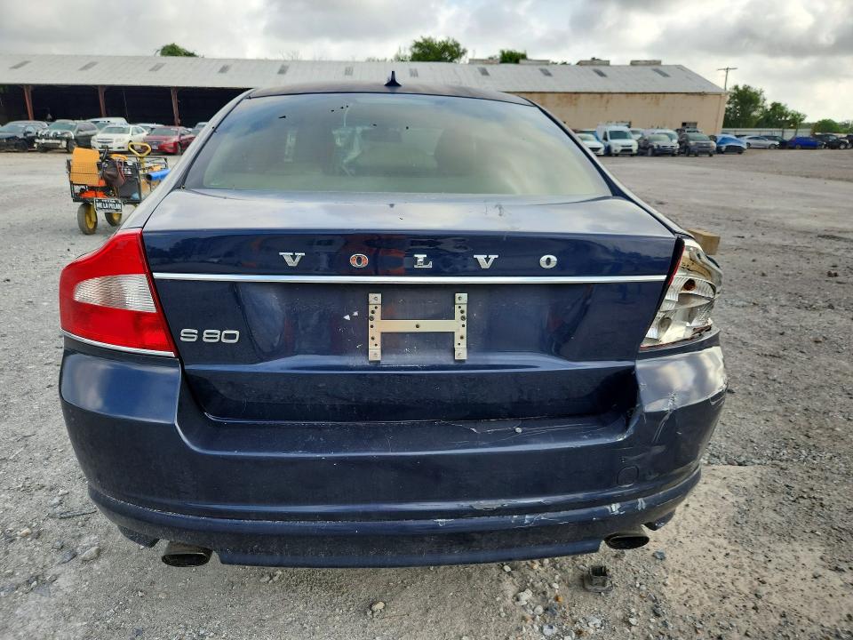 2011 Volvo S80 VIN YV1952AS8B1137361 COPART salvage auction — REAR END, Tx - Salvage Vehicle Title, sold $40 on 2026-07-28 (photo 6)