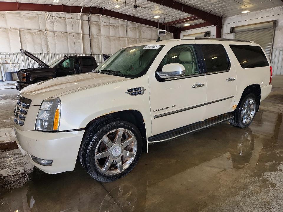 2013 Cadillac Escalade VIN 1GYS4HEF9DR102000 COPART salvage auction — HAIL, IA - CERTIFICATE OF TITLE, sold $900 on 2026-08-03 (photo 1)
