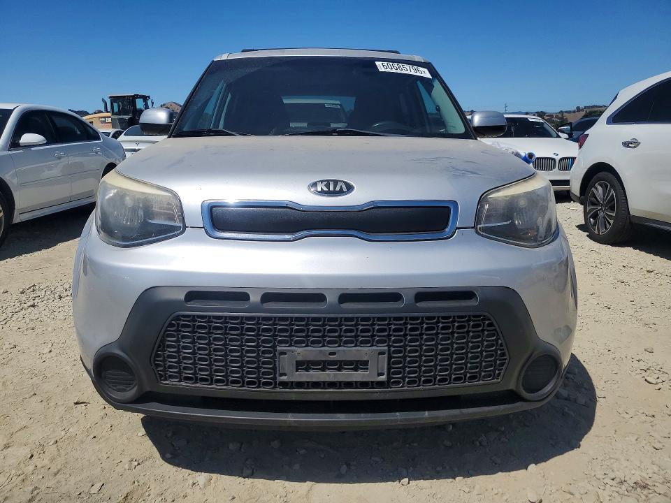 2016 Kia Soul VIN KNDJN2A28G7858979 COPART salvage auction — MINOR DENT/SCRATCHES, Ca - Dis/Dlr/Exp Only Clean Title, sold $525 on 2026-07-28 (photo 5)