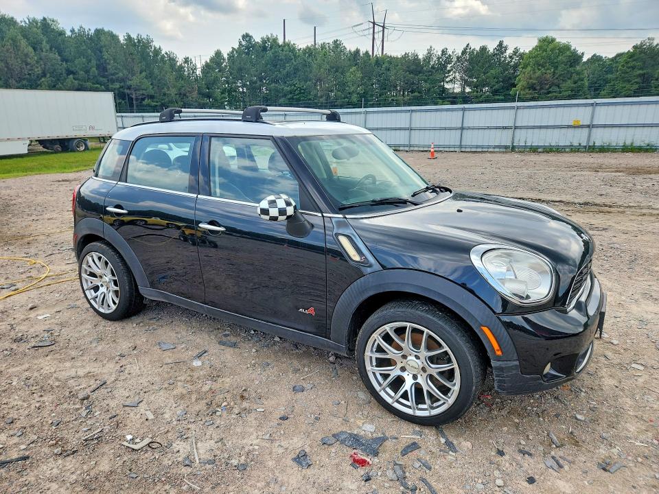 2013 Mini Cooper VIN WMWZC5C53DWM16241 COPART salvage auction — MECHANICAL, Va - Certificate Of Title, sold $275 on 2026-08-03 (photo 4)