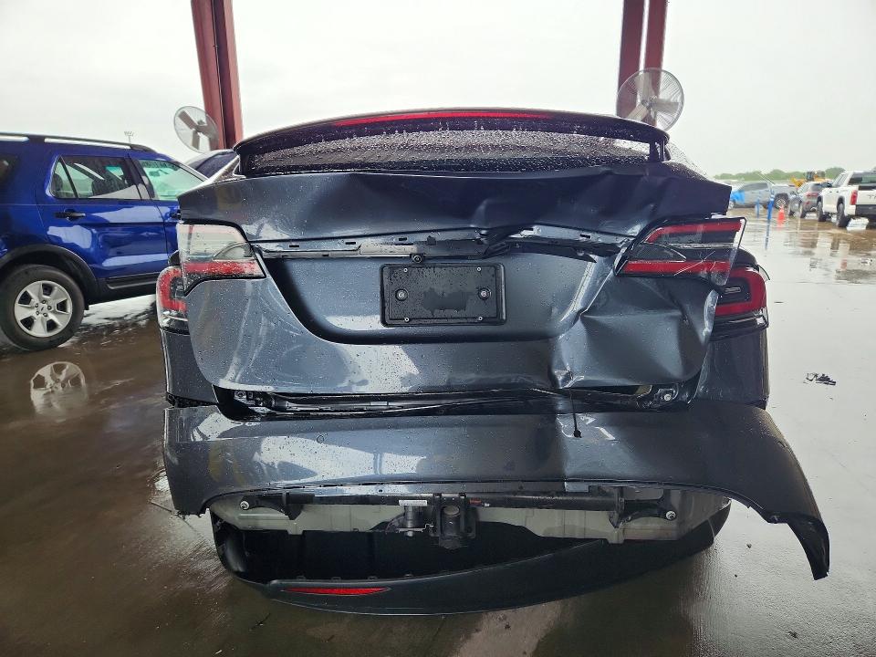 2018 Tesla Model x VIN 5YJXCDE44JF081127 COPART salvage auction — REAR END, Tx - Certificate Of Title, sold $7,700 on 2026-07-27 (photo 6)