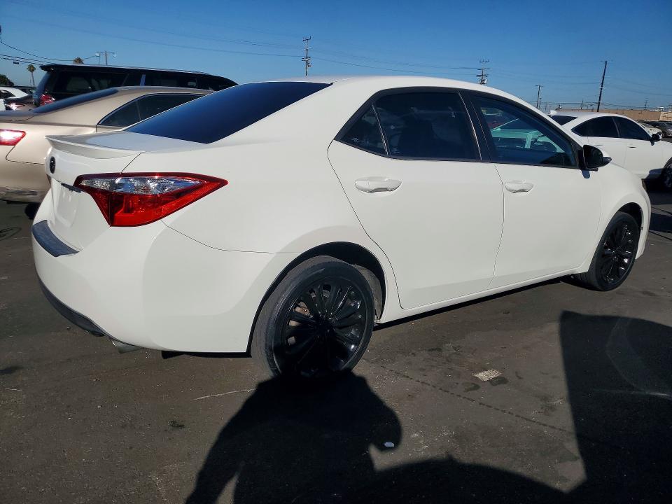2015 Toyota Corolla VIN 5YFBURHE6FP193965 COPART salvage auction — MINOR DENT/SCRATCHES, CA - DIS/DLR/EXP ONLY CLEAN TITLE (P), sold $4,500 on 2026-07-22 (photo 3)
