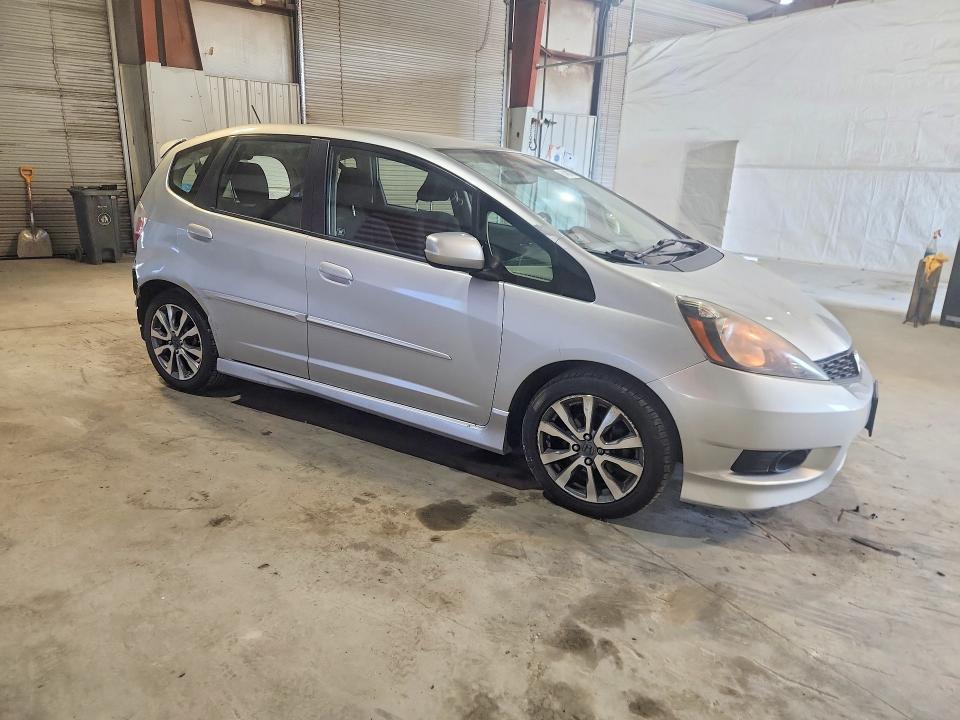 2012 Honda Fit VIN JHMGE8H50CC022323 COPART salvage auction — REAR END, Ma - Cert Of Title-Reconstrctd Coll, sold $250 on 2026-07-31 (photo 4)