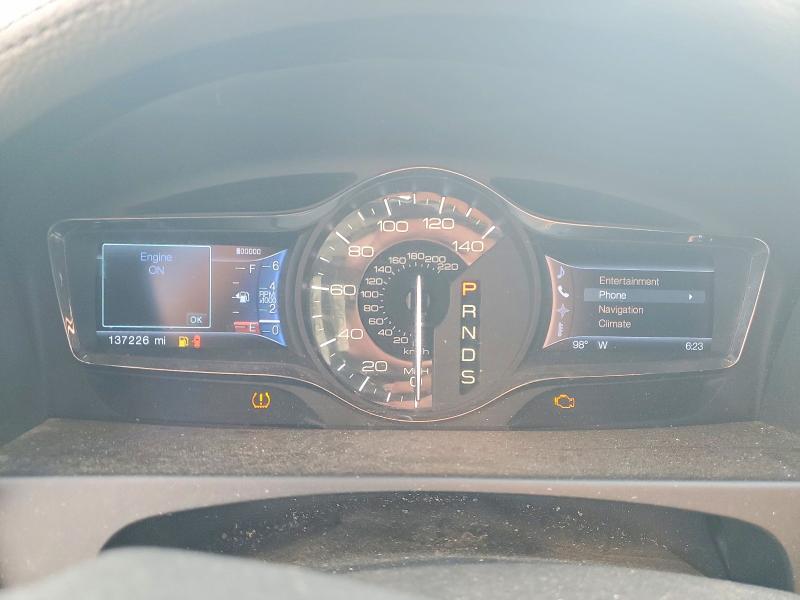 2013 Lincoln Mkx VIN 2LMDJ6JK9DBL30242 COPART salvage auction — VANDALISM, Tx - Salvage Vehicle Title, sold $150 on 2026-07-24 (photo 9)