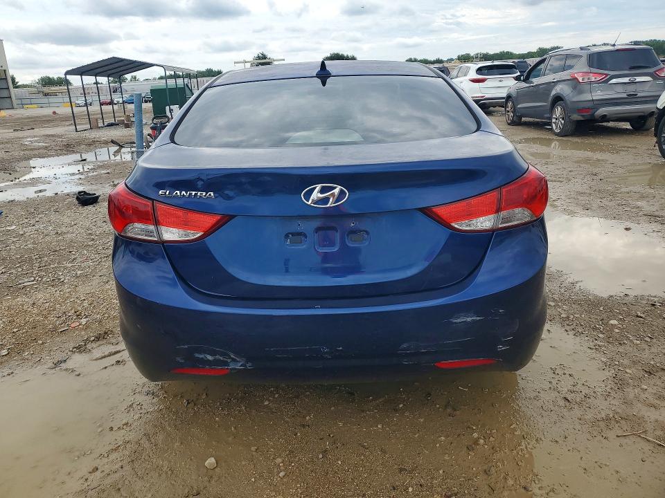 2013 Hyundai Elantra VIN KMHDH4AE6DU868719 COPART salvage auction — NORMAL WEAR, Ks - Dealer Only Clean Title, sold $200 on 2026-07-28 (photo 6)