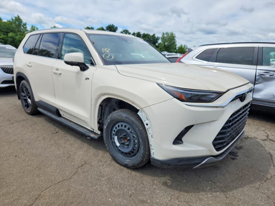 2024 Toyota Highlander VIN 5TDACAB58RS018797 COPART salvage auction — MINOR DENT/SCRATCHES, Fl - Cert Of Title-Rebuilt, sold $20,000 on 2026-07-23 (photo 4)