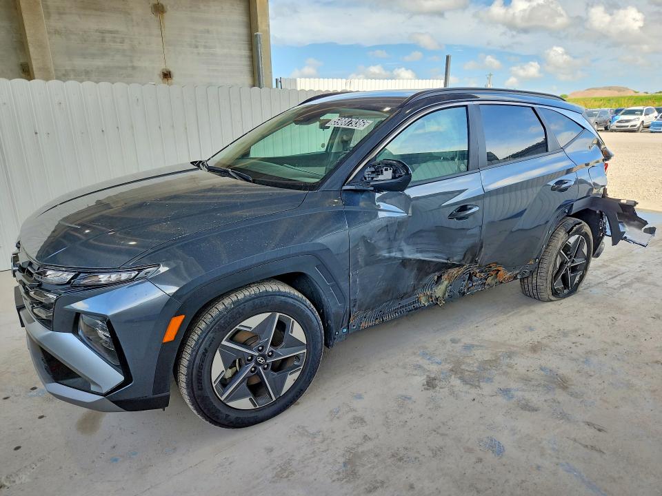 2026 Hyundai Tucson VIN 5NMJB3DE2TH640138 — COPART salvage auction photo