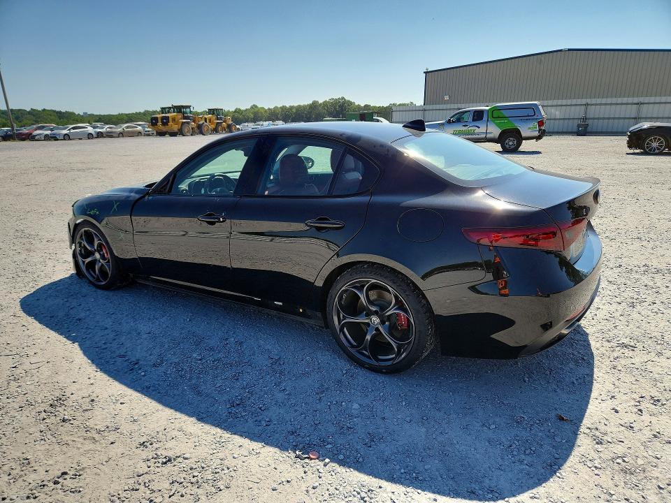 2018 Alfa romeo Giulia VIN ZARFAECN0J7565990 COPART salvage auction — FRONT END, Nc - Salvage Certificate Of Title, sold $8,200 on 2026-08-12 (photo 2)