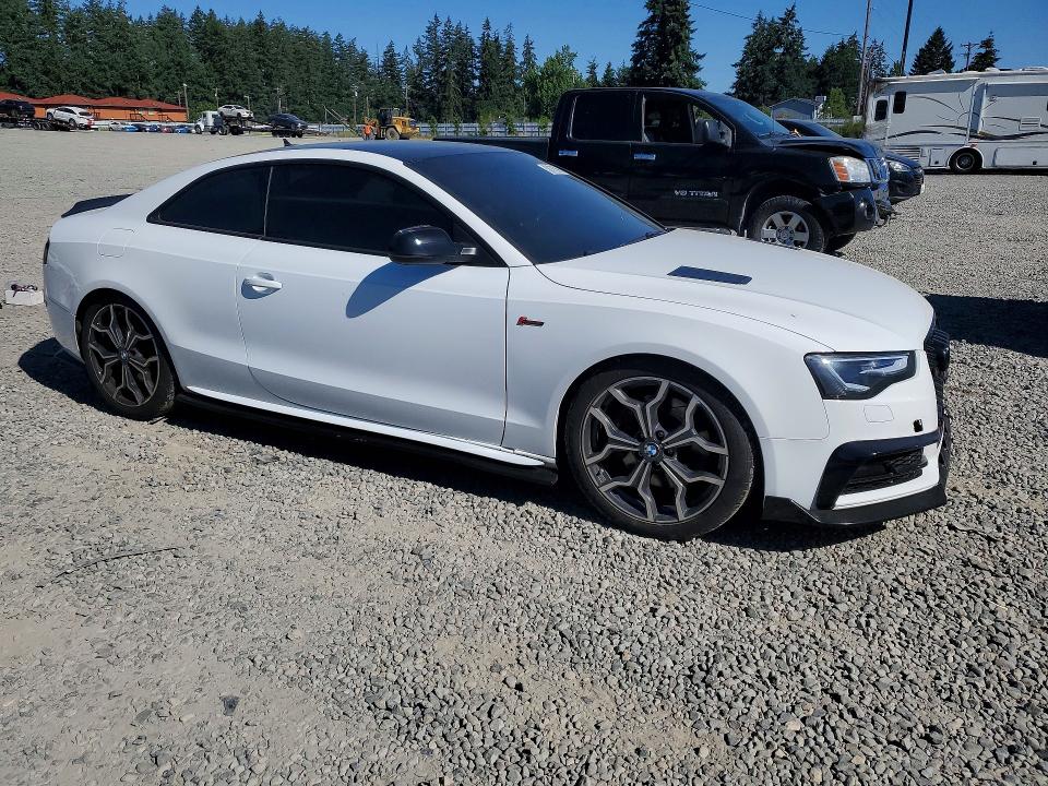 2013 Audi Rs5 VIN WAUCGAFR4DA038817 COPART salvage auction — MINOR DENT/SCRATCHES, Wa - Vehicle Cert Of Ownership-Titl, sold $3,400 on 2026-07-17 (photo 4)