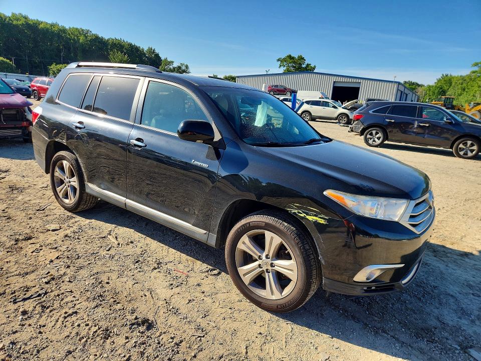 2013 Toyota Highlander VIN 5TDDK3EHXDS256466 COPART salvage auction — FRONT END, GA - CERTIFICATE OF TITLE, sold $2,600 on 2026-07-21 (photo 4)