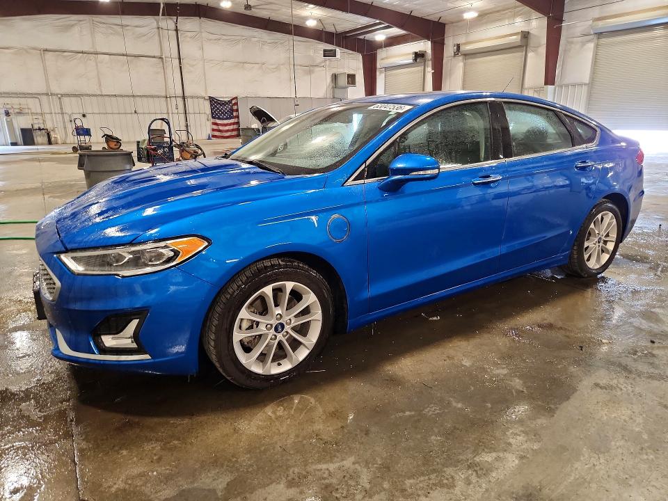 2020 Ford Fusion VIN 3FA6P0SU7LR126887 — COPART salvage auction photo