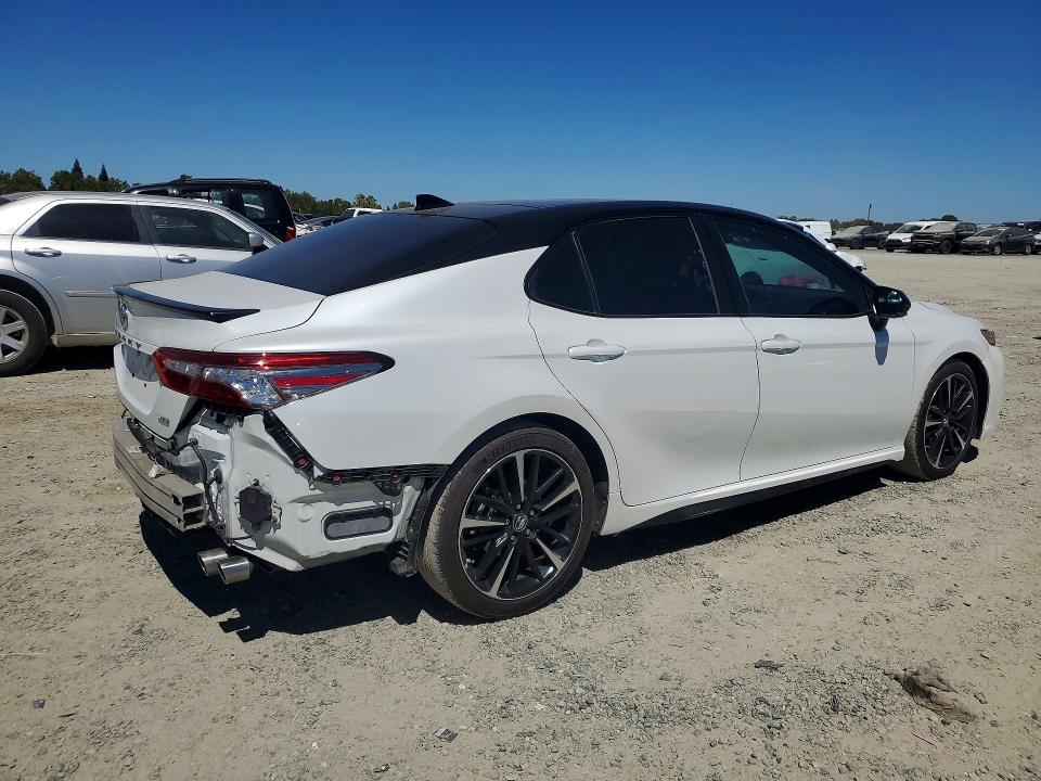 2018 Toyota Camry VIN 4T1B61HK8JU106253 COPART salvage auction — REAR END, Ca - Salvage Certificate, sold $9,800 on 2026-07-30 (photo 3)