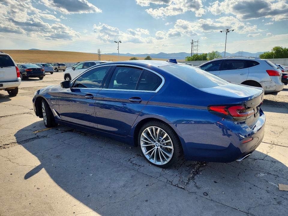 2023 BMW 5er VIN WBA33AG01PCM24311 COPART salvage auction — FRONT END, Co - Public - Salvage Title, sold $20,900 on 2026-08-24 (photo 2)