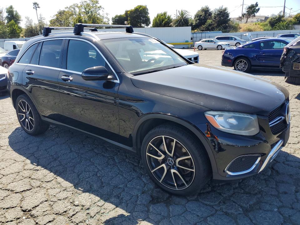 2016 Mercedes-benz Glc VIN WDC0G4JB7GF008908 COPART salvage auction — MINOR DENT/SCRATCHES, CA - CERTIFICATE OF TITLE (P), sold $5,400 on 2026-07-27 (photo 4)