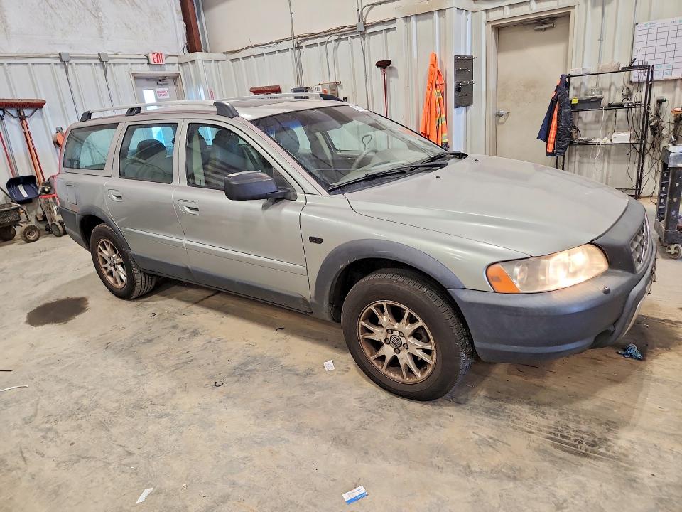 2005 Volvo Xc70 VIN YV1SZ592651200506 COPART salvage auction — NORMAL WEAR, WI - CERTIFICATE OF TITLE, sold $325 on 2026-07-22 (photo 4)