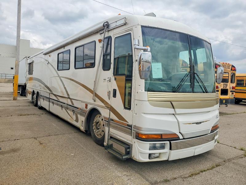 1999 Spartan motors Motorhome 4vz VIN 4VZAT179XXC029230 COPART salvage auction — VANDALISM, OH - CERT OF TITLE-SALVAGE, sold $1,350 on 2026-07-16 (photo 1)