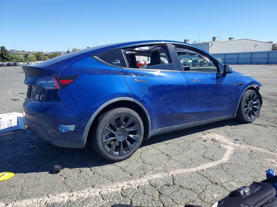2020 Tesla Model y VIN 5YJYGDEE8LF033957 COPART salvage auction — FRONT END, Salvage Title, sold $15 on 2026-07-24 (photo 3)