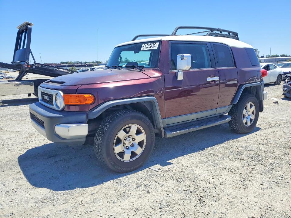 2007 Toyota Fj cruiser VIN JTEBU11F970055977 COPART salvage auction — MINOR DENT/SCRATCHES, Ca - Dis/Dlr/Exp Only Clean Title, sold $975 on 2026-07-23 (photo 1)