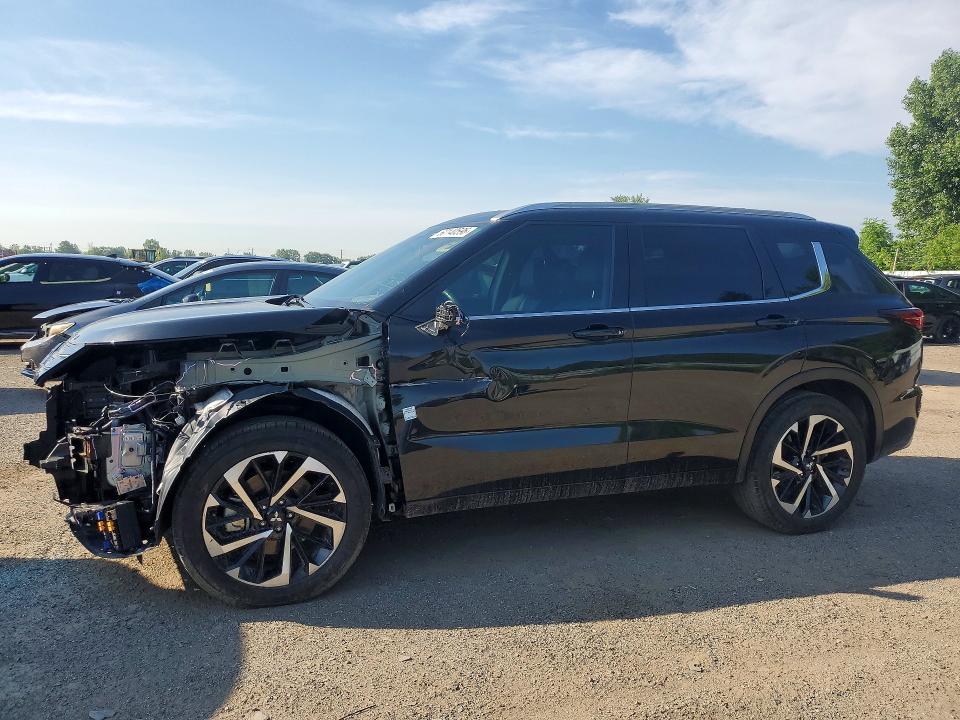 2024 Mitsubishi Outlander VIN JA4J4WA88RZ629833 — COPART salvage auction photo