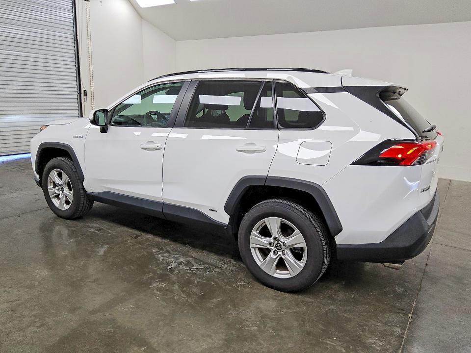 2021 Toyota Rav4 VIN 2T3MWRFV4MW116679 COPART salvage auction — MINOR DENT/SCRATCHES, Nj - Certificate Of Title, sold $22,250 on 2026-07-28 (photo 2)