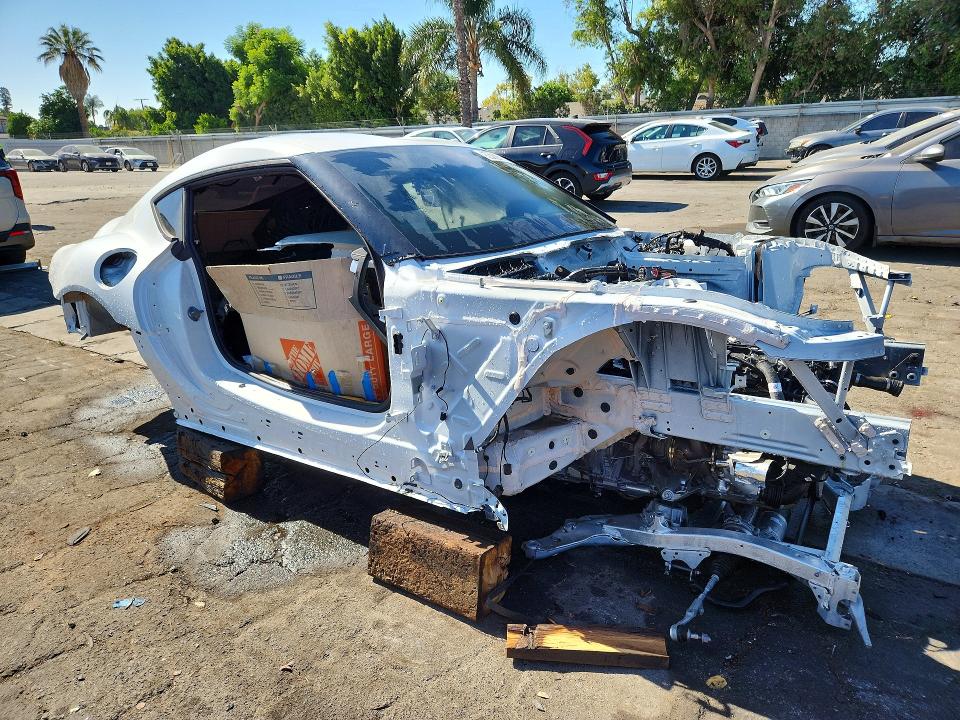 2026 Toyota Supra VIN WZ1DB0G06TW076195 COPART salvage auction — STRIPPED, Ca - Certificate Of Title, sold $3,100 on 2026-07-30 (photo 4)