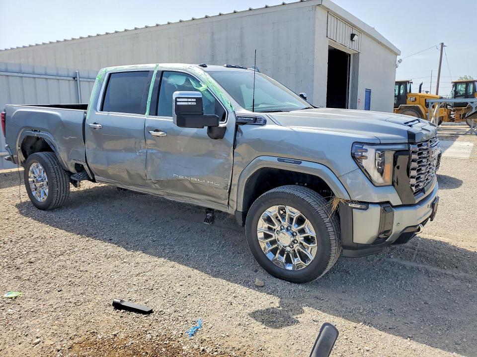 2026 Gmc SIERRA VIN 1GT4UXEYXTF116952 COPART salvage auction — SIDE, Ia - Cert Of Title-Salvage Title, sold $36,000 on 2026-07-29 (photo 4)