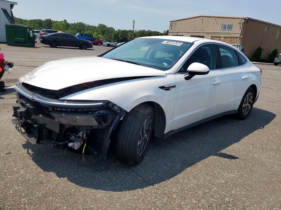 2026 Hyundai Sonata hybrid VIN KMHL24JJ3TA147039 COPART salvage auction — FRONT END, FL - CERTIFICATE OF DESTRUCTION (P), sold $7,300 on 2026-07-20 (photo 1)