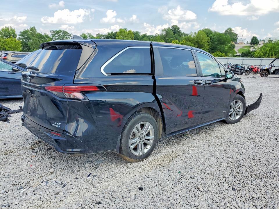 2021 Toyota Sienna VIN 5TDXSKFC9MS013354 COPART salvage auction — FRONT END, KY - CERT OF TITLE-SALVAGE (P), sold $11,000 on 2026-07-31 (photo 3)
